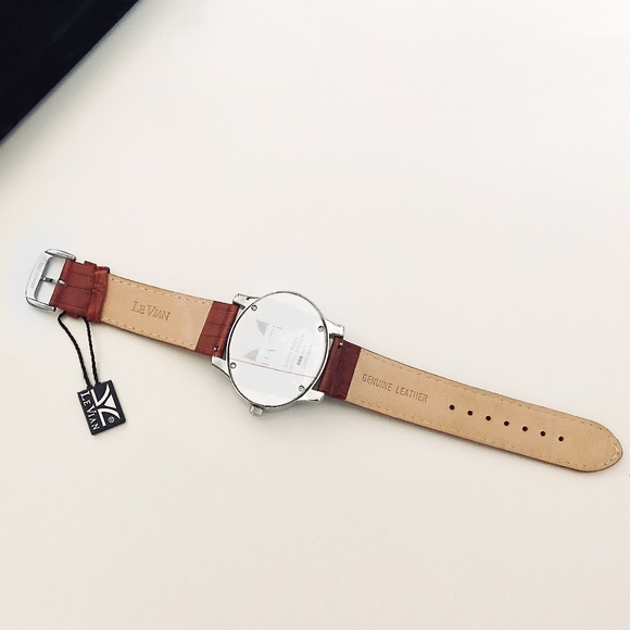 😢SOLD—Limited Edition Le Vian 18' Watch - Picture 5 of 8